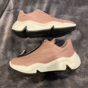 ECCO SIZE 36 ZIP UP SNEAKERS